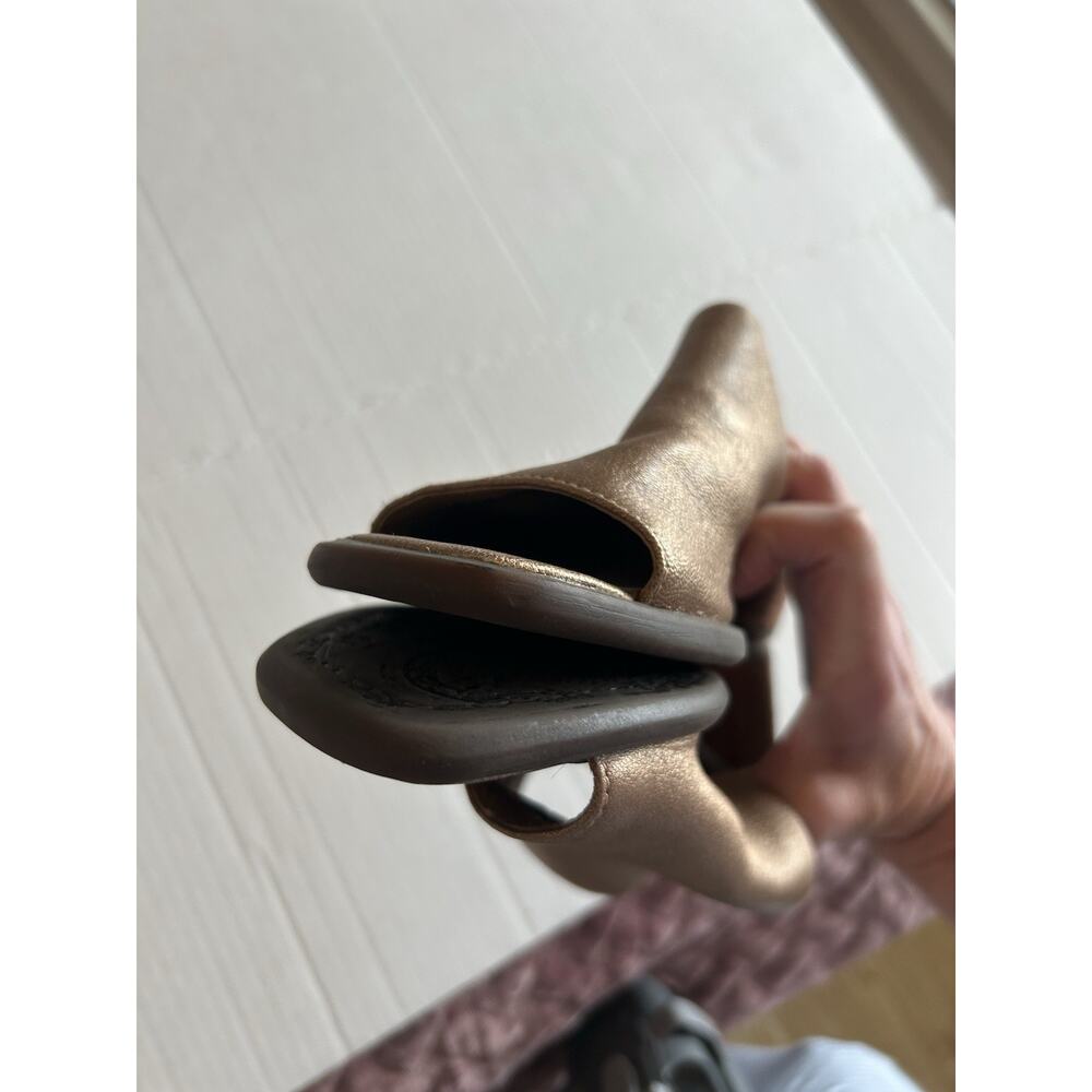 OTBT Women’s Bravura Dark Bronze Leather Block Heel Sandals Mules Size‎ 6 M - Picture 9 of 15